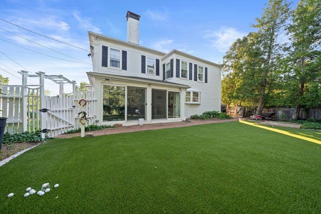 696 Commercial St, Weymouth, MA 02189