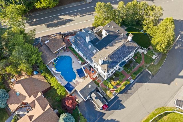 696 Commercial St, Weymouth, MA 02189