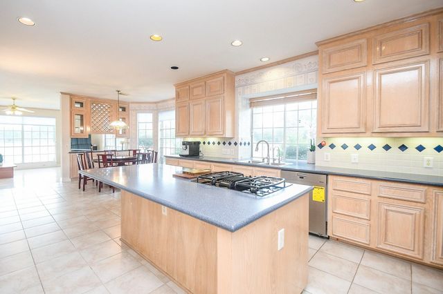 4202 Lakewood Court, Missouri City, TX 77459