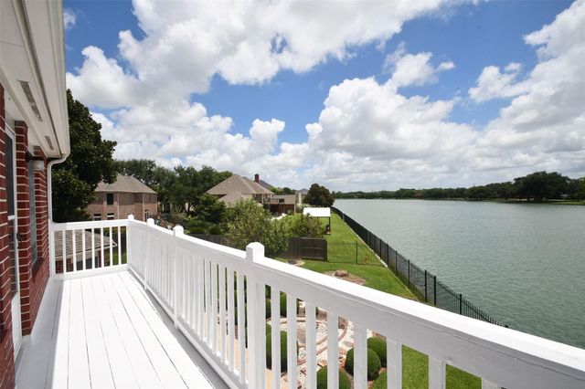 4202 Lakewood Court, Missouri City, TX 77459