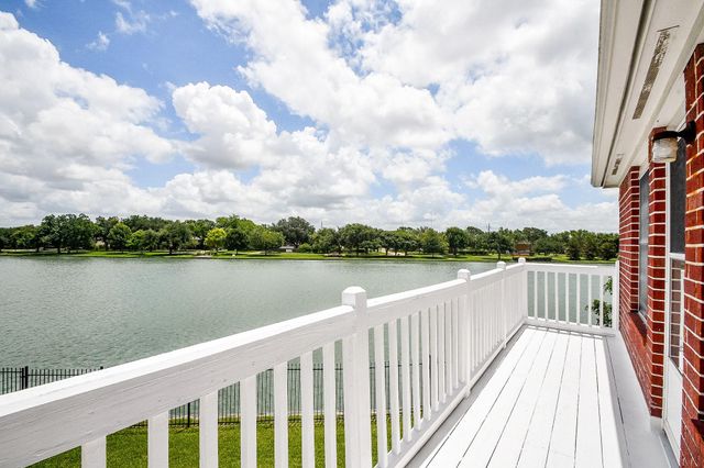 4202 Lakewood Court, Missouri City, TX 77459