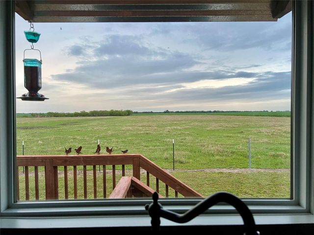 2949 County Road 437, Thorndale, TX 76577