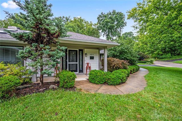 101 Thruston Boulevard, Oakwood, OH 45409