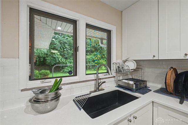 101 Thruston Boulevard, Oakwood, OH 45409
