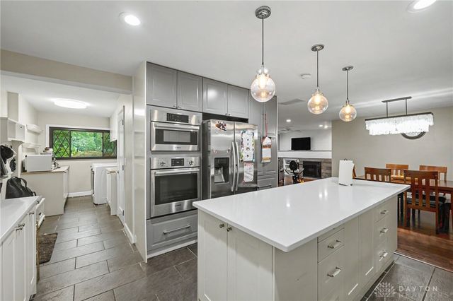 101 Thruston Boulevard, Oakwood, OH 45409