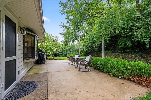 101 Thruston Boulevard, Oakwood, OH 45409