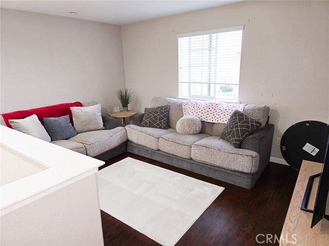 1348 Apple Court, Madera, CA 93638