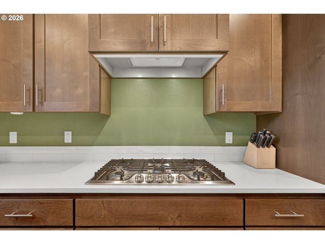 1722 N KALAPUYA Pl, Lafayette, OR 97127
