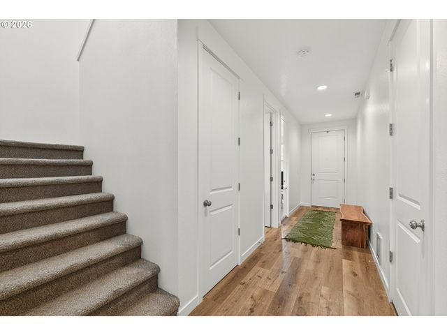 1722 N KALAPUYA Pl, Lafayette, OR 97127