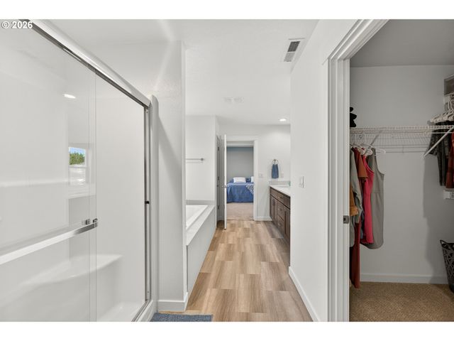 1722 N KALAPUYA Pl, Lafayette, OR 97127