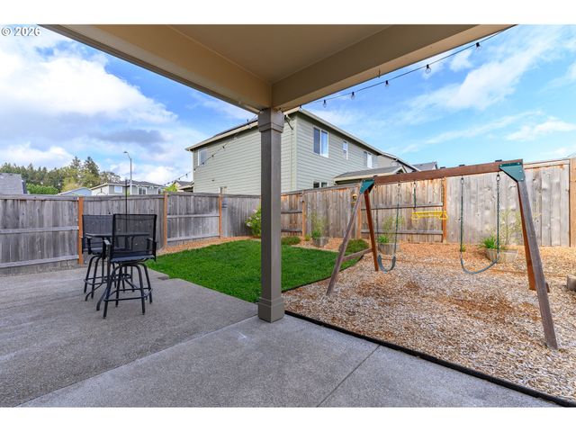 1722 N KALAPUYA Pl, Lafayette, OR 97127