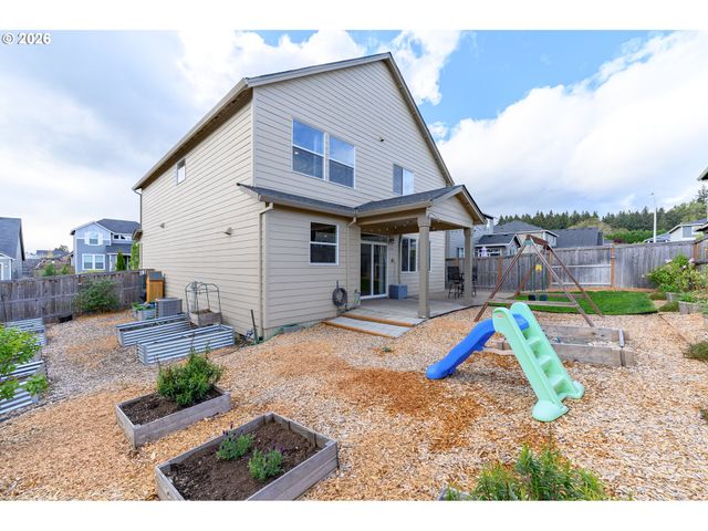 1722 N KALAPUYA Pl, Lafayette, OR 97127