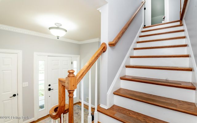 4308 Pleasant Glen Dr, Louisville, KY 40299