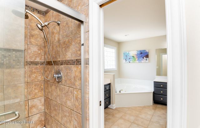 4308 Pleasant Glen Dr, Louisville, KY 40299