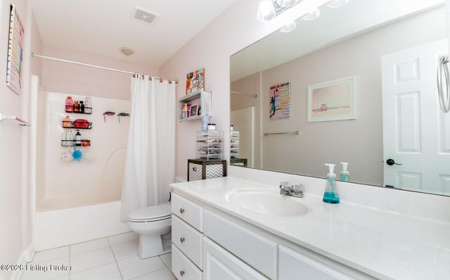 4308 Pleasant Glen Dr, Louisville, KY 40299