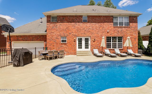 4308 Pleasant Glen Dr, Louisville, KY 40299