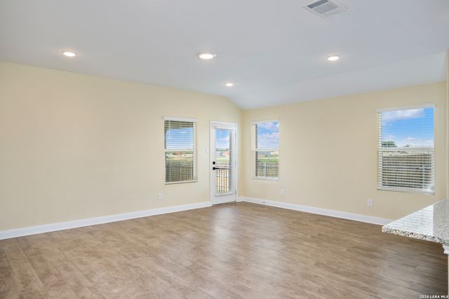984 Amble Oak, Seguin, TX 78155