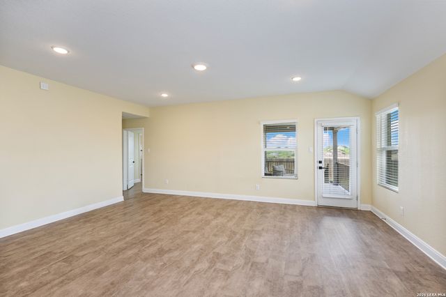 984 Amble Oak, Seguin, TX 78155