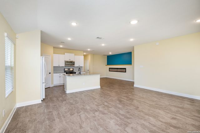 984 Amble Oak, Seguin, TX 78155