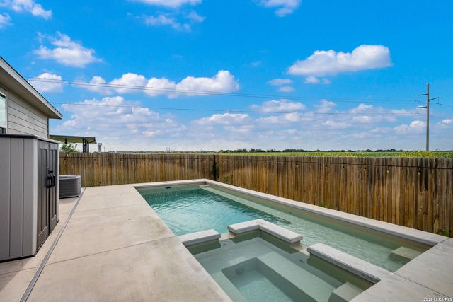 984 Amble Oak, Seguin, TX 78155