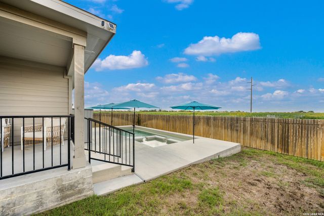 984 Amble Oak, Seguin, TX 78155