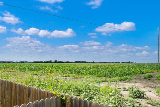 984 Amble Oak, Seguin, TX 78155