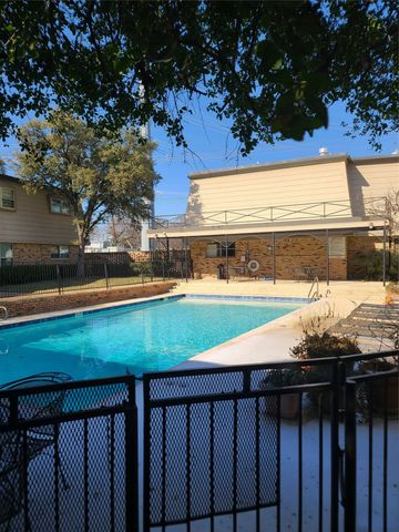 7929 Royal Lane 121, Dallas, TX 75230