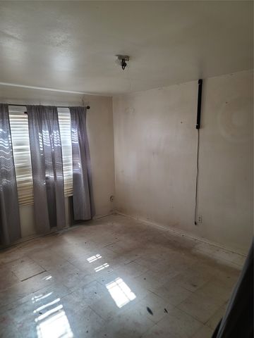 7929 Royal Lane 121, Dallas, TX 75230