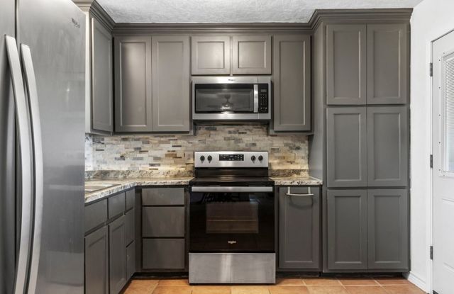 312 S Glenwood Drive, Midland, TX 79703