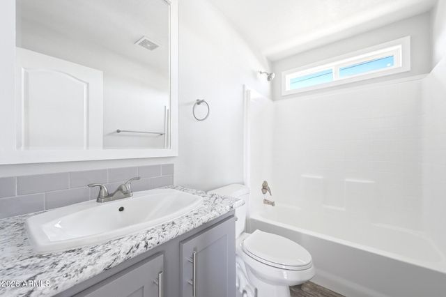2495 W TEPEE Street, Apache Junction, AZ 85120