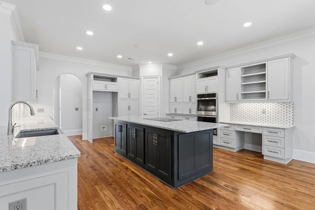 607 W Lake Circle, Augusta, GA 30907