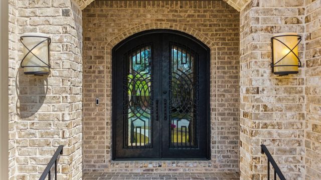 607 W Lake Circle, Augusta, GA 30907