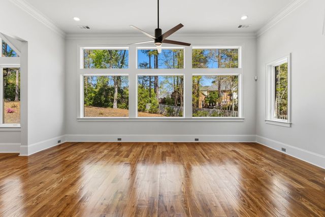 607 W Lake Circle, Augusta, GA 30907