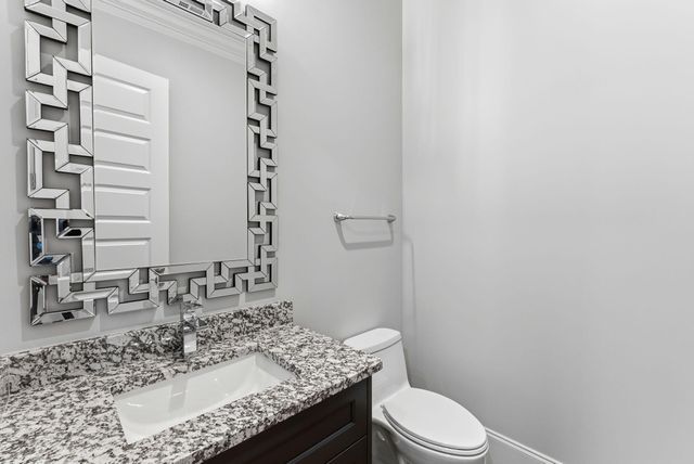 607 W Lake Circle, Augusta, GA 30907