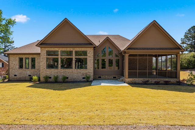 607 W Lake Circle, Augusta, GA 30907