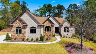 607 W Lake Circle, Augusta, GA 30907