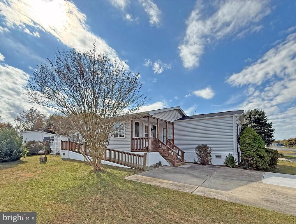 1 ANDOVER LN #B-16, Lewes, DE 19958