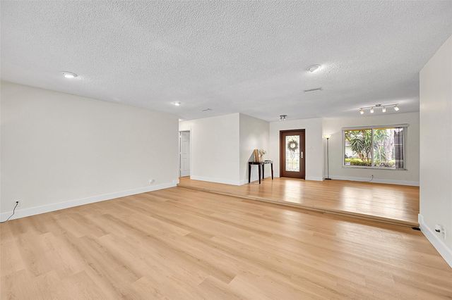 1480 SW 66th Terrace, Plantation, FL 33317