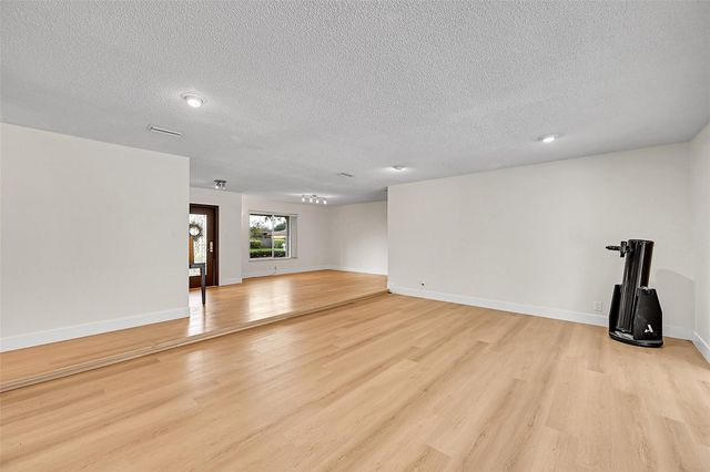 1480 SW 66th Terrace, Plantation, FL 33317