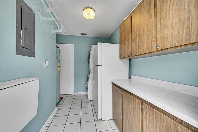 1480 SW 66th Terrace, Plantation, FL 33317