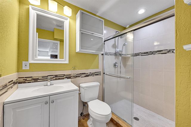 1480 SW 66th Terrace, Plantation, FL 33317
