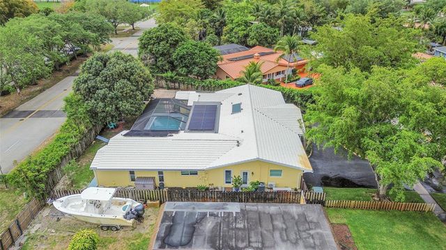 1480 SW 66th Terrace, Plantation, FL 33317