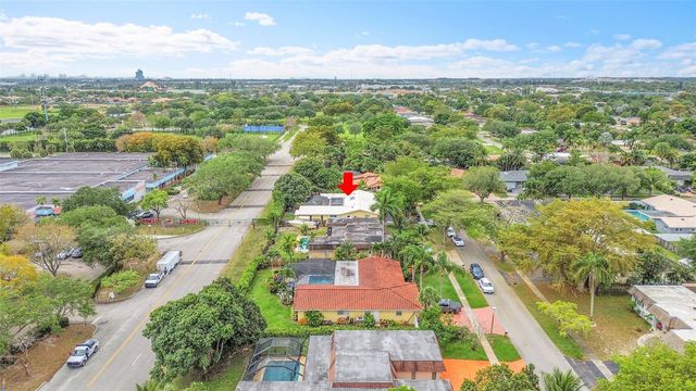 1480 SW 66th Terrace, Plantation, FL 33317