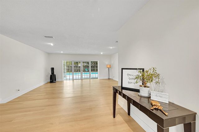 1480 SW 66th Terrace, Plantation, FL 33317