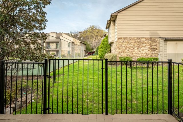 5300 Keller Springs Road 1016, Dallas, TX 75248