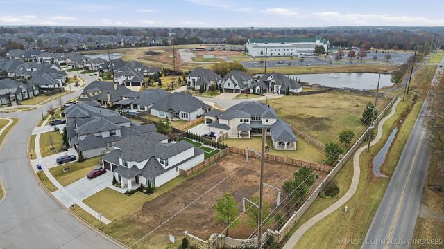 4713 S Retana Avenue, Broken Arrow, OK 74011