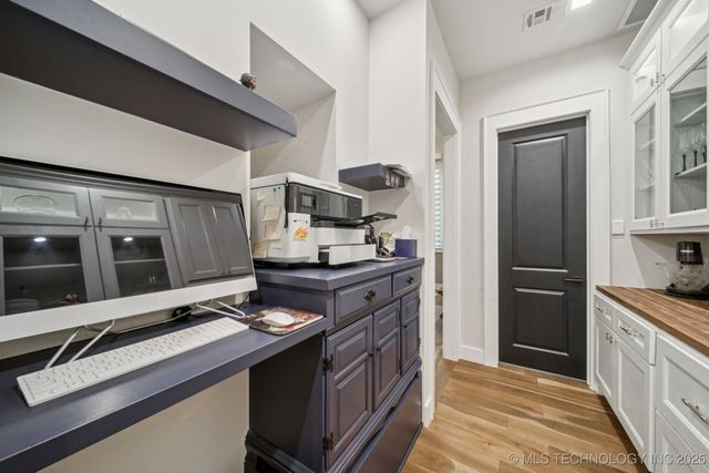 4713 S Retana Avenue, Broken Arrow, OK 74011