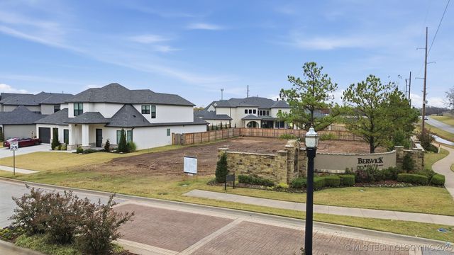 4713 S Retana Avenue, Broken Arrow, OK 74011