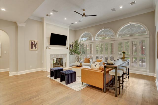17 Shetland Isle Court, Sugar Land, TX 77479