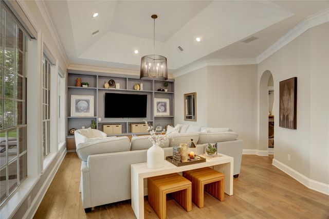17 Shetland Isle Court, Sugar Land, TX 77479